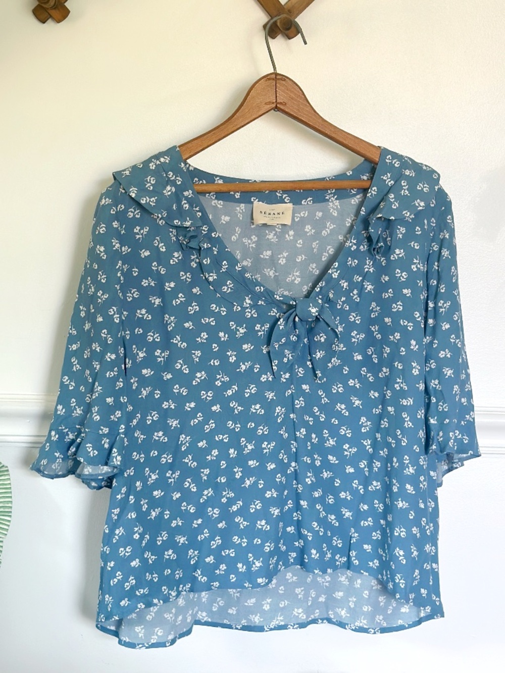 Sézane Blue White Floral Tie-Neck Blouse 42